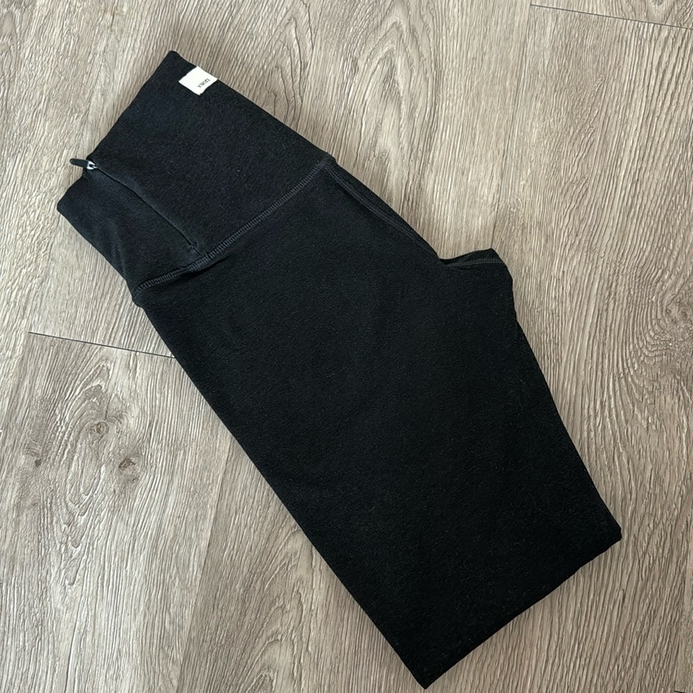 COPY - Vuori clean Elevation leggings, size XS, color black heather